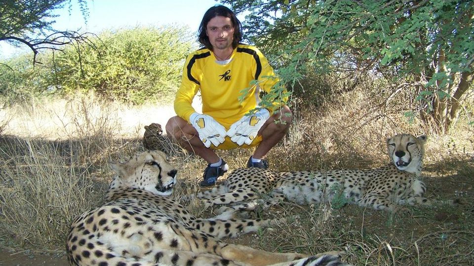 Pfannenstiel menjadi satu-satunya pesepakbola yang pernah bermain sepakbola profesional di 6 benua. Copyright: CNN